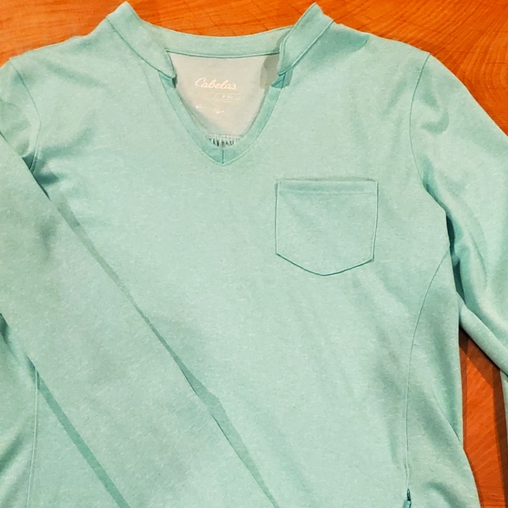 Cabela's Women Seaform long sleeve tunic top